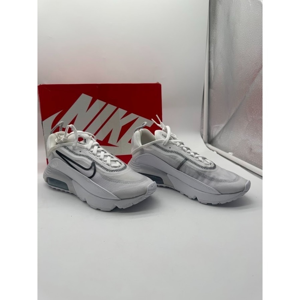 NIKE AIR MAX 2090 "WHITE" WOMEN SIZE 6.5 NEW SUPER RARE & COMFORTABLE RUN